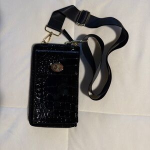 Samantha Brown To-go Croco Phone Crossbody bag